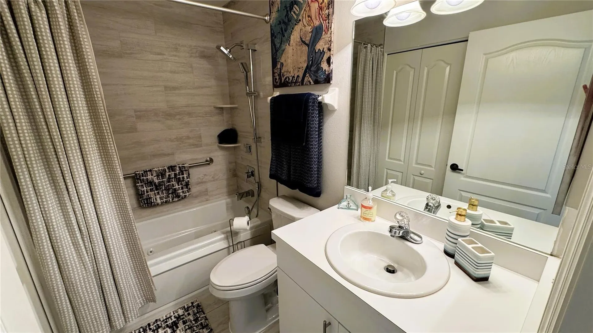 8735 Olde Hickory Avenue Sarasota FL 34238