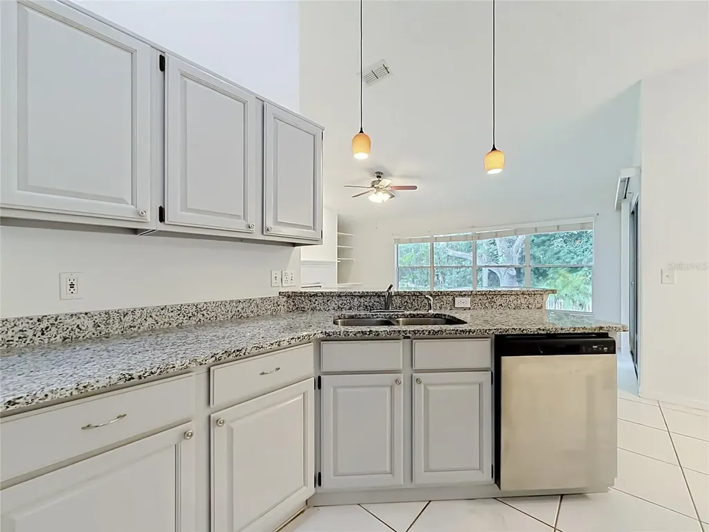 10719 Fairhaven Way Orlando FL 32825