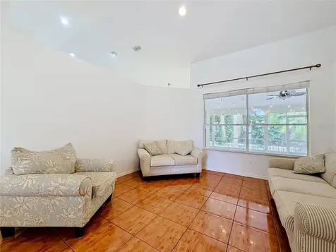 10719 Fairhaven Way Orlando FL 32825
