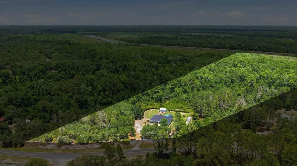 495 Fisher Road Ocklawaha FL 32179