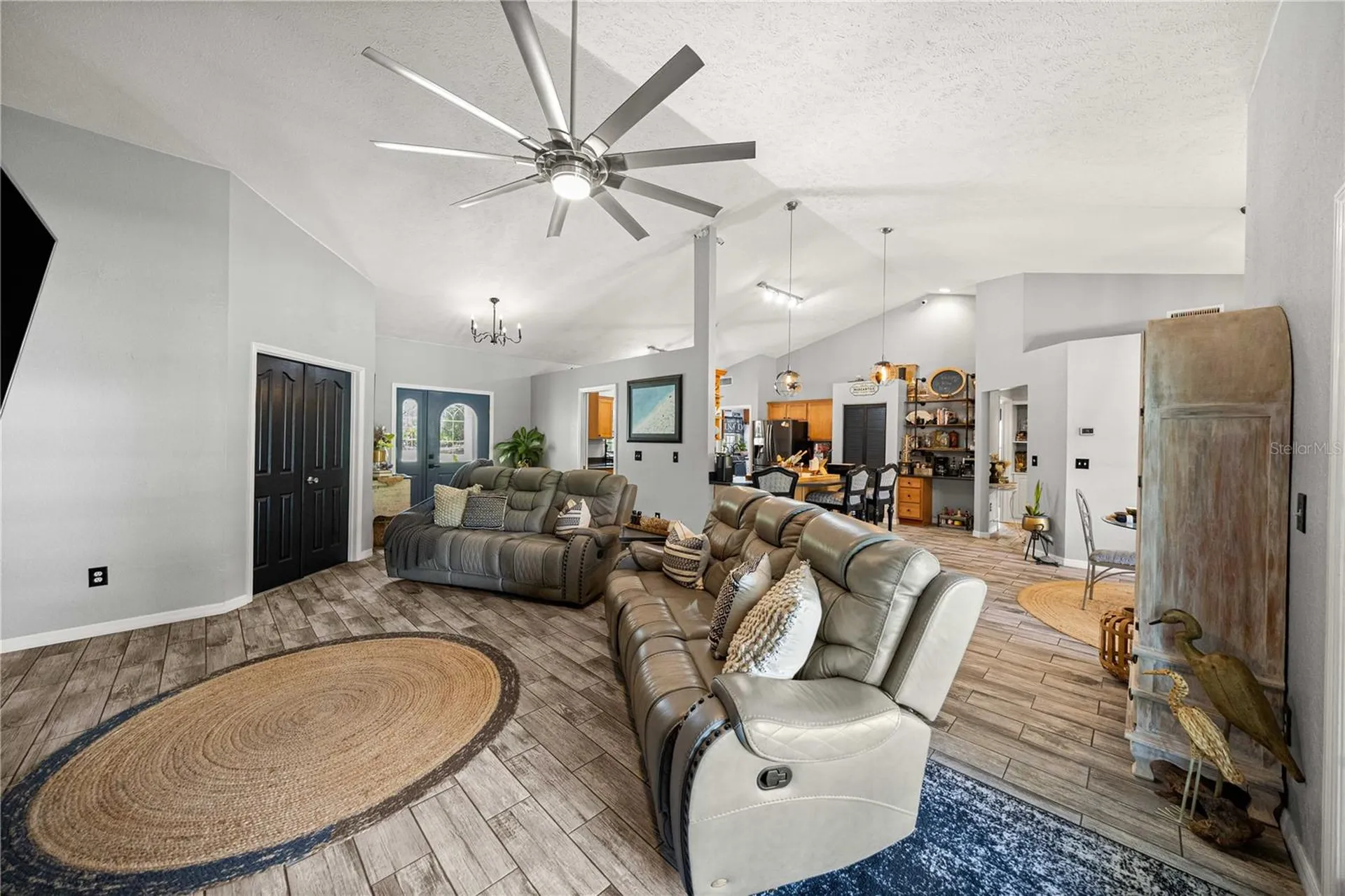 495 Fisher Road Ocklawaha FL 32179