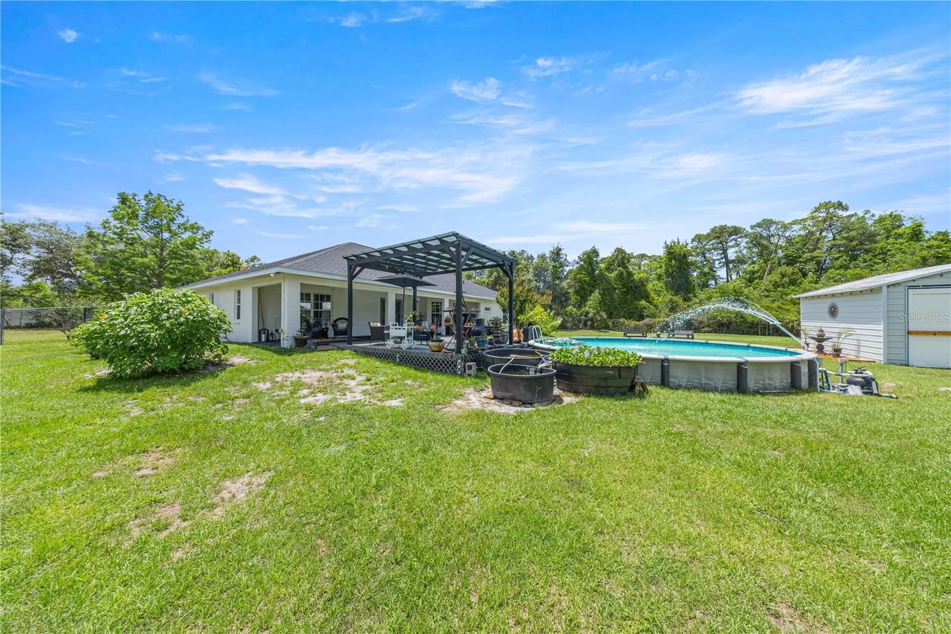 495 Fisher Road Ocklawaha FL 32179