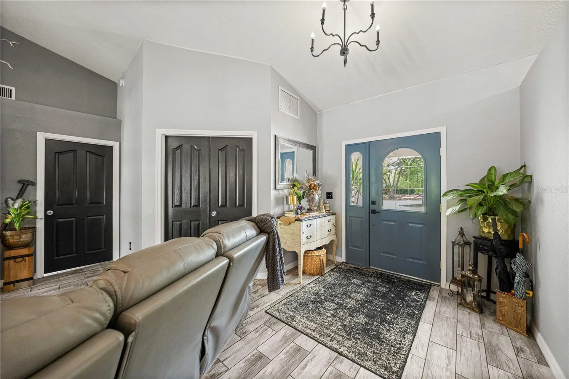 495 Fisher Road Ocklawaha FL 32179