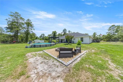 495 Fisher Road Ocklawaha FL 32179