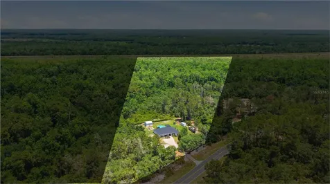 495 Fisher Road Ocklawaha FL 32179