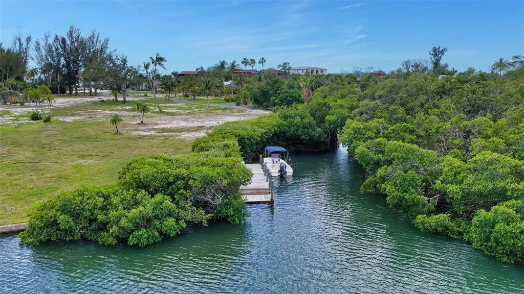 6664 & 6660 & 6670 Gulf Of Mexico Drive Longboat Key FL 34228
