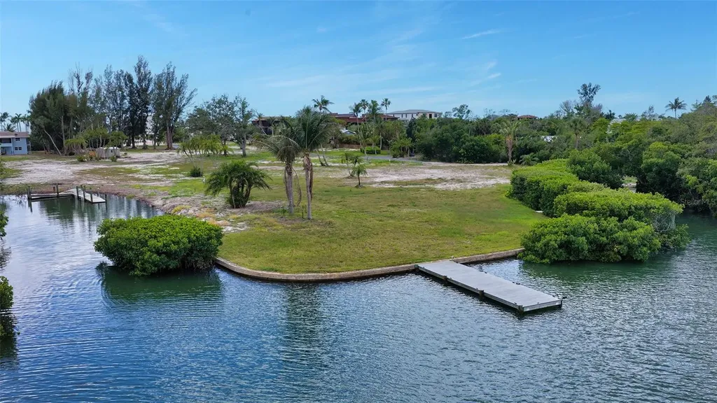 6664 & 6660 & 6670 Gulf Of Mexico Drive Longboat Key FL 34228