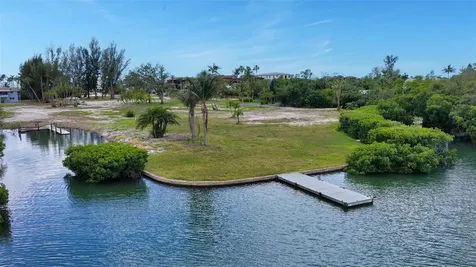 6664 & 6660 & 6670 Gulf Of Mexico Drive Longboat Key FL 34228