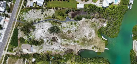 6664 & 6660 & 6670 Gulf Of Mexico Drive Longboat Key FL 34228