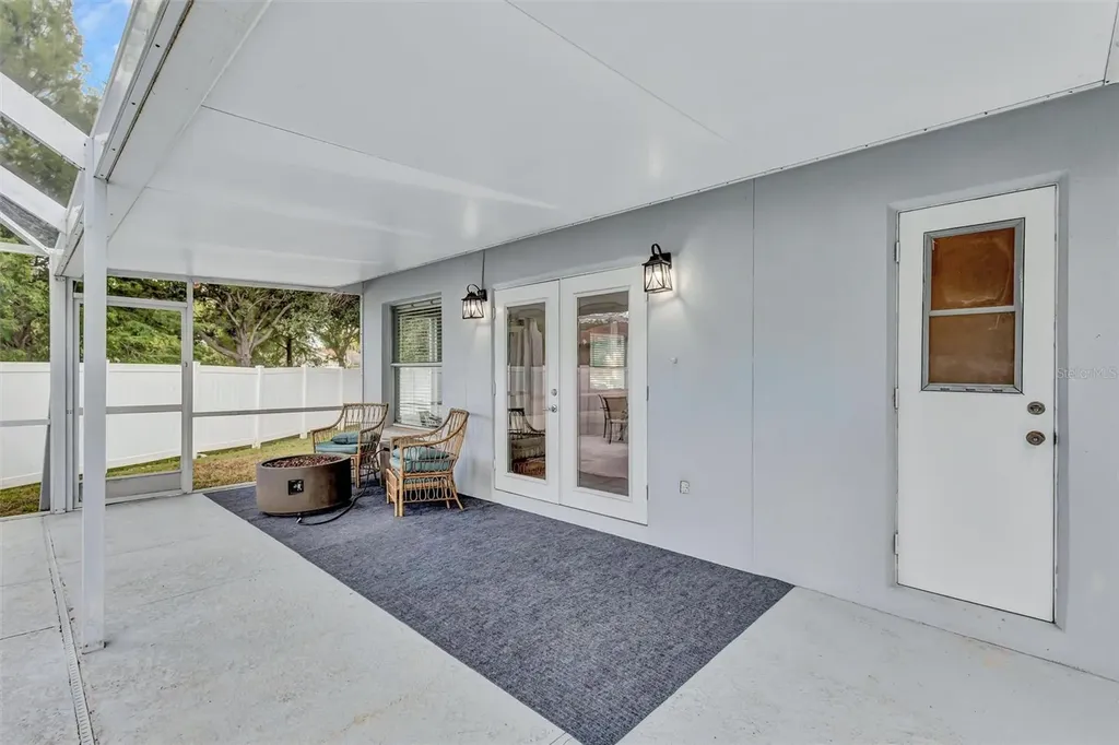 4909 6th Avenue E Bradenton FL 34208