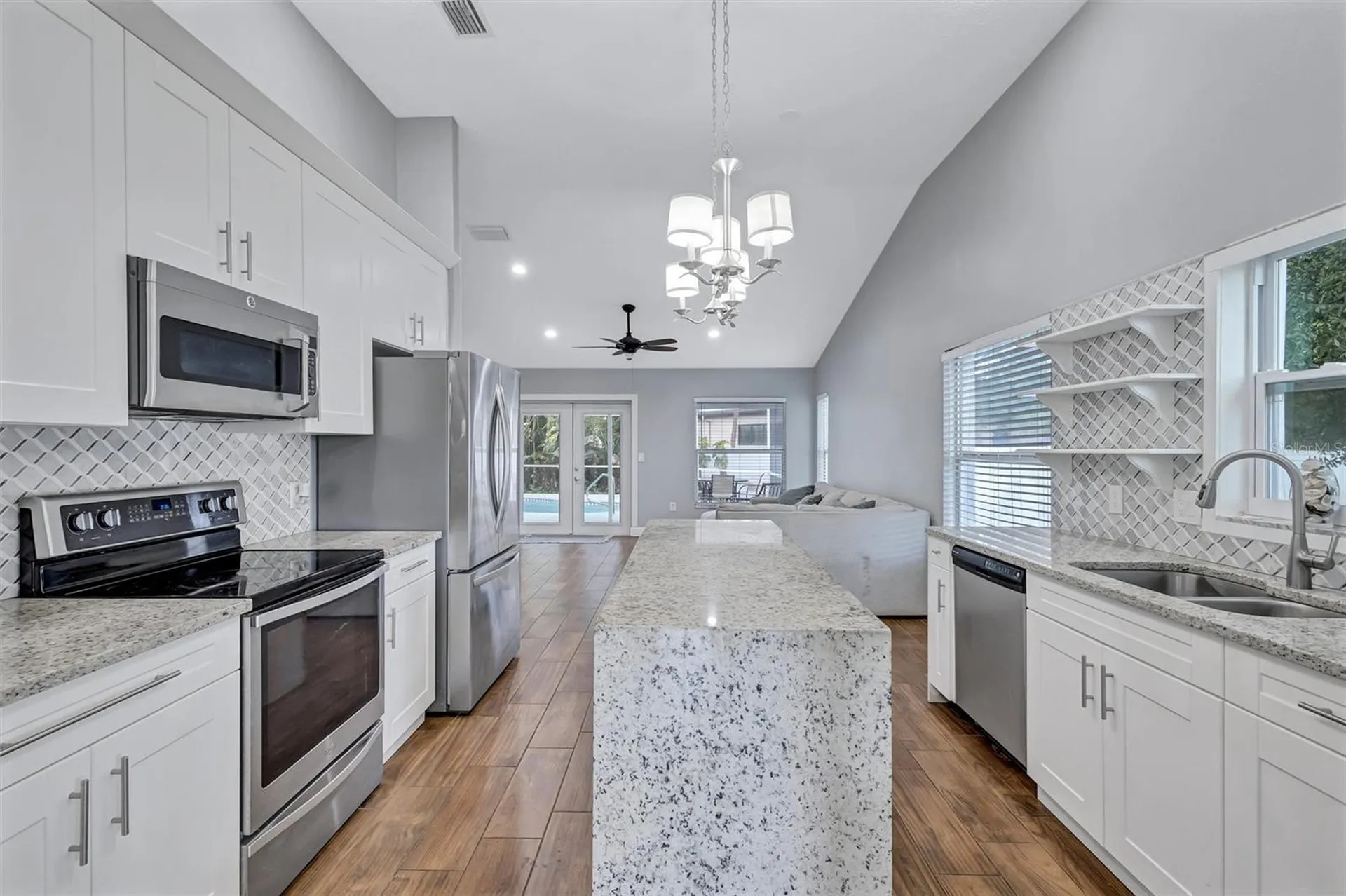 4909 6th Avenue E Bradenton FL 34208