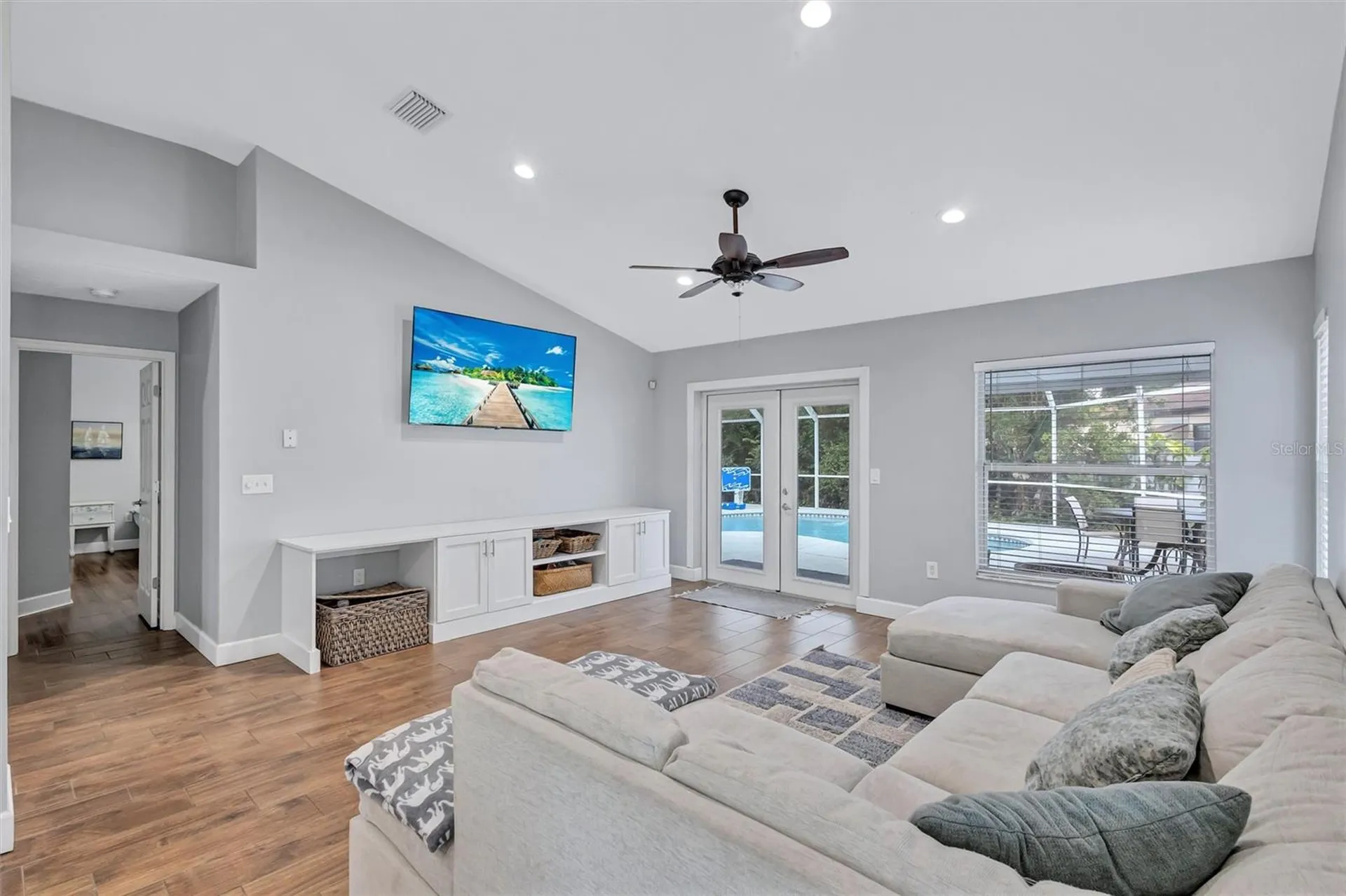 4909 6th Avenue E Bradenton FL 34208