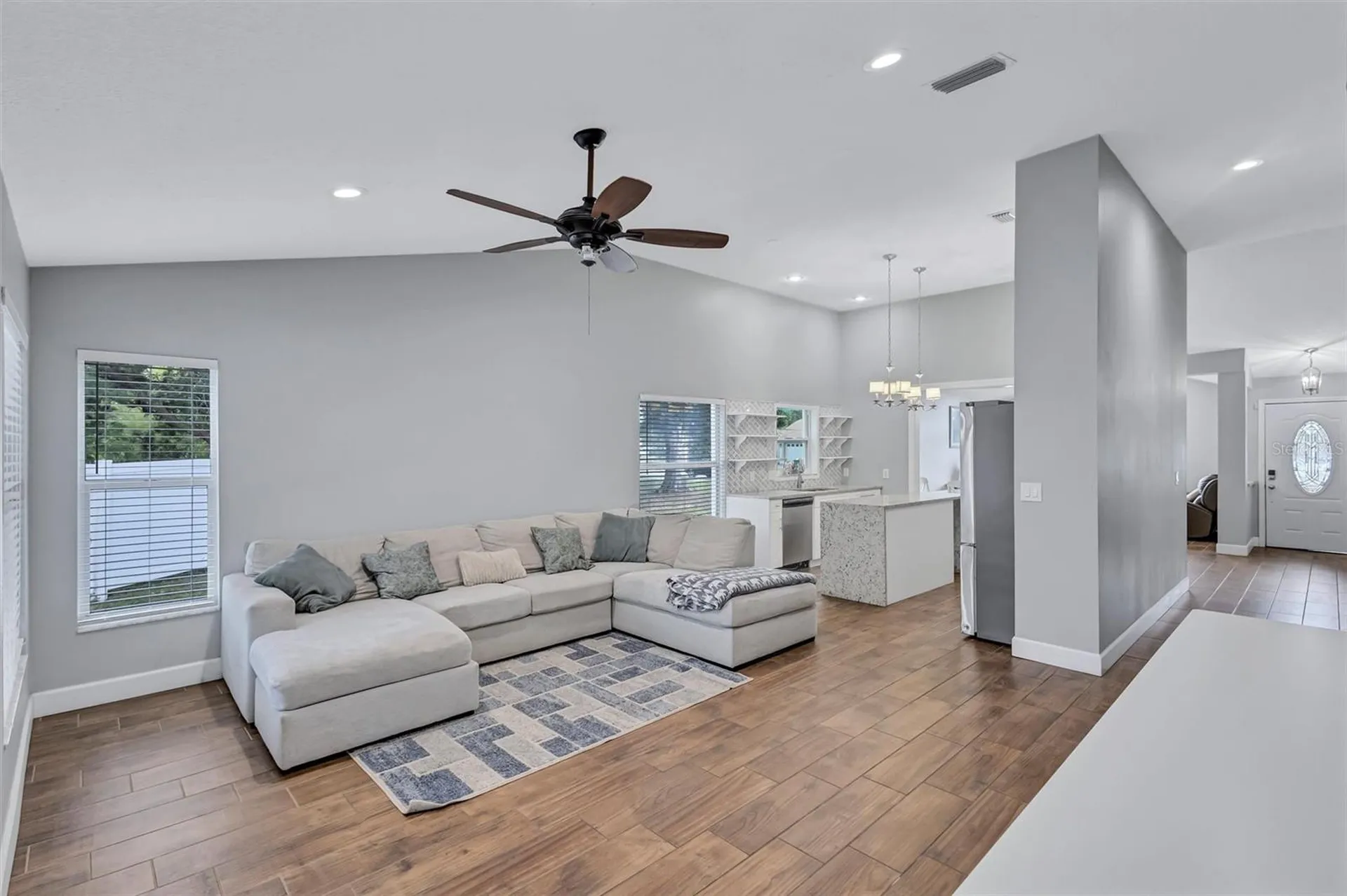4909 6th Avenue E Bradenton FL 34208