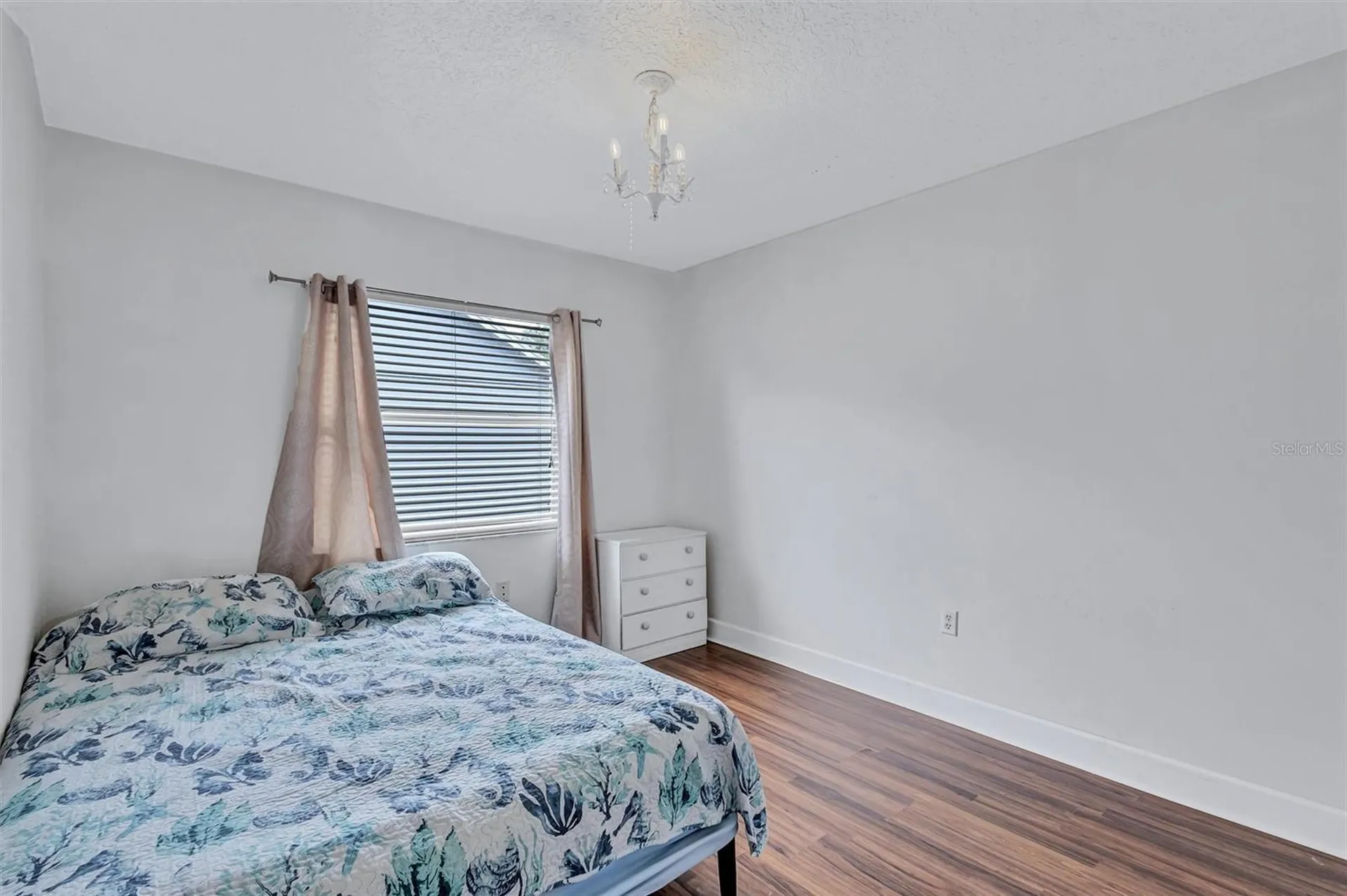 4909 6th Avenue E Bradenton FL 34208