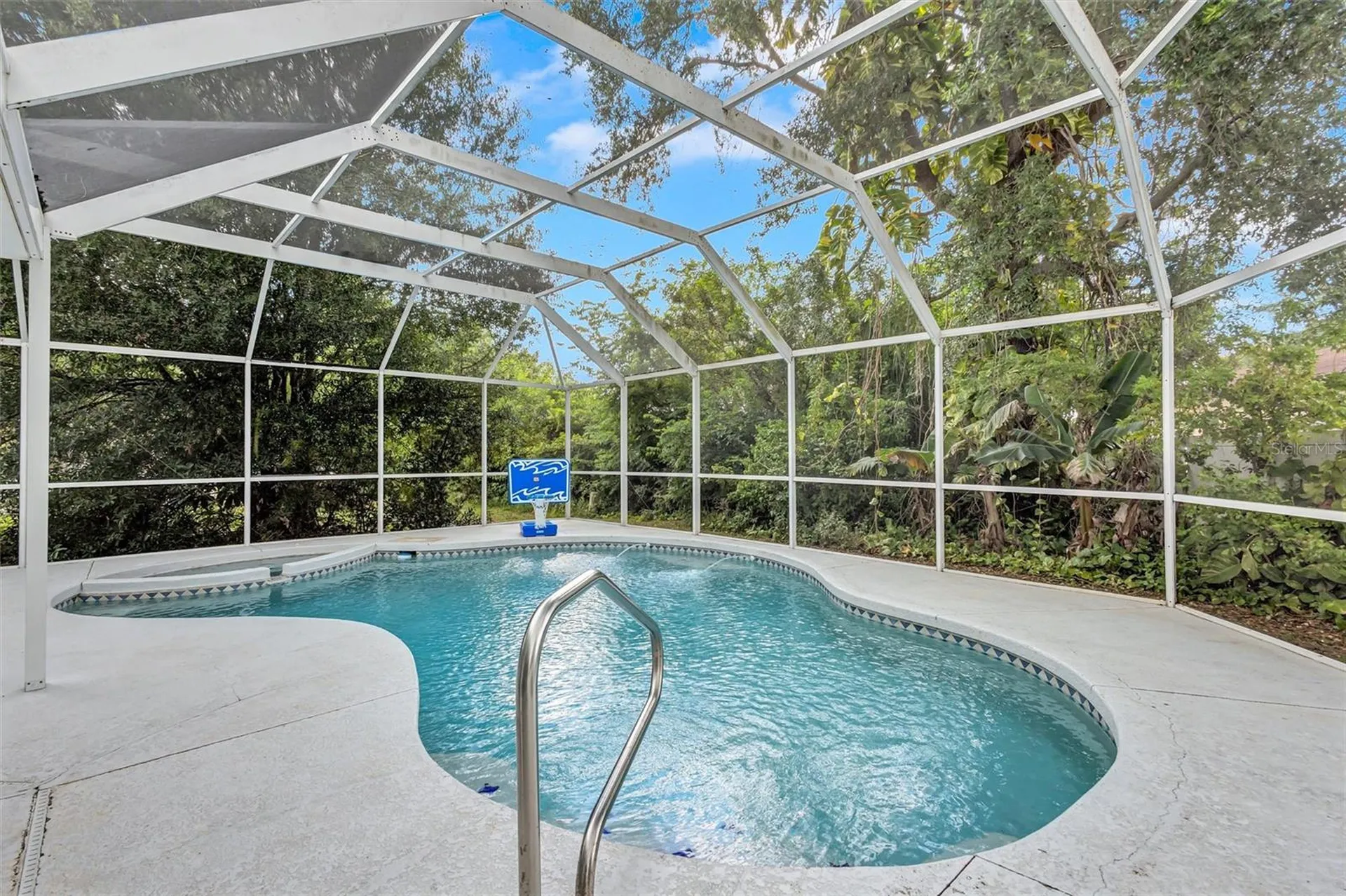 4909 6th Avenue E Bradenton FL 34208