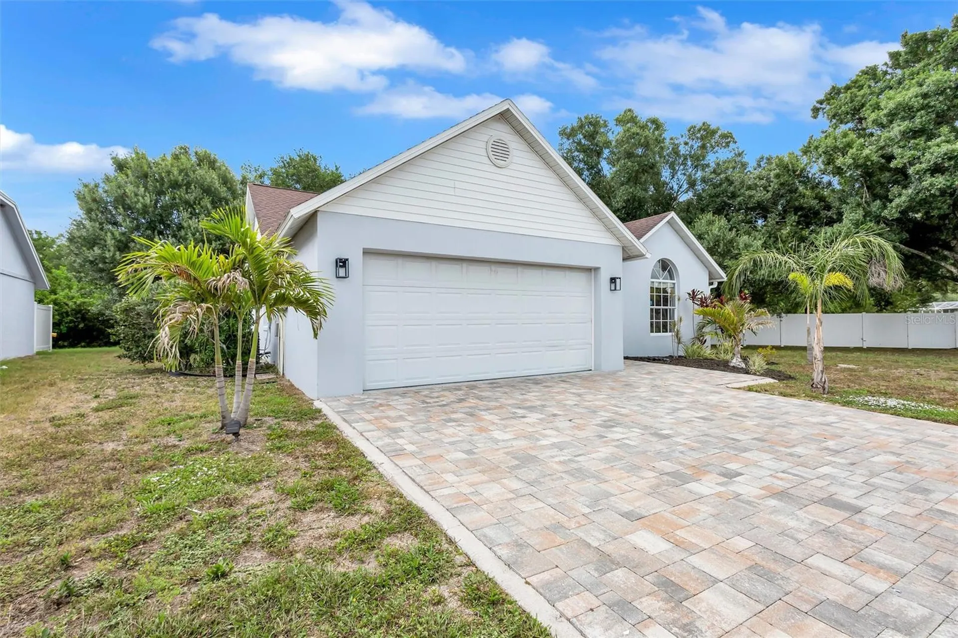 4909 6th Avenue E Bradenton FL 34208
