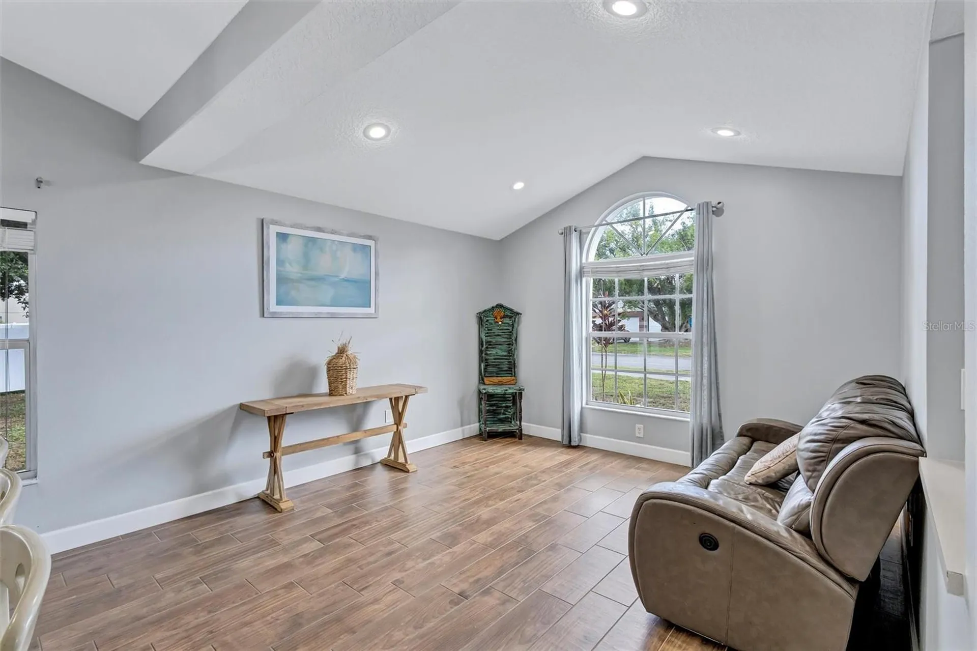 4909 6th Avenue E Bradenton FL 34208