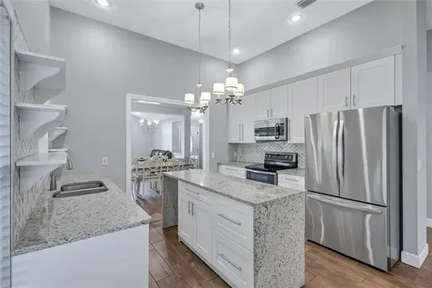4909 6th Avenue E Bradenton FL 34208