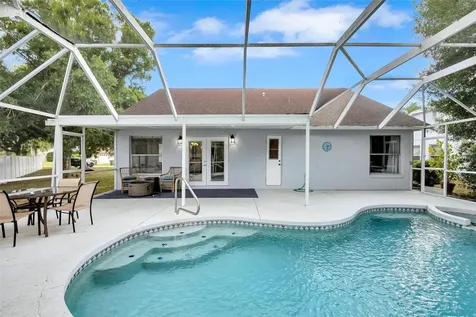 4909 6th Avenue E Bradenton FL 34208