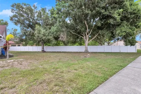 4909 6th Avenue E Bradenton FL 34208