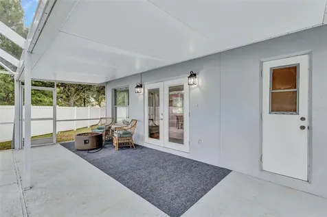 4909 6th Avenue E Bradenton FL 34208