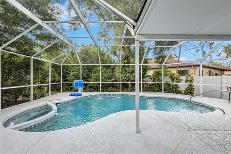 4909 6th Avenue E Bradenton FL 34208