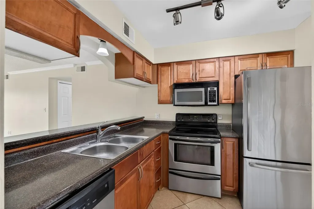 10125 Sailwinds Boulevard N Largo FL 33773