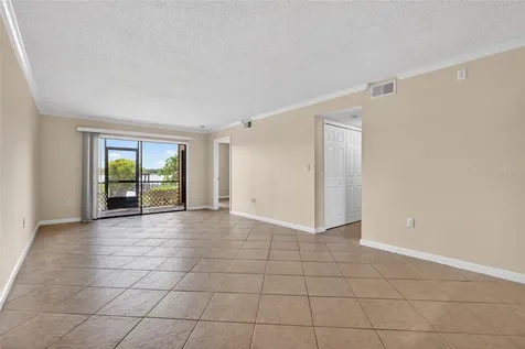 10125 Sailwinds Boulevard N Largo FL 33773