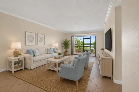 10125 Sailwinds Boulevard N Largo FL 33773