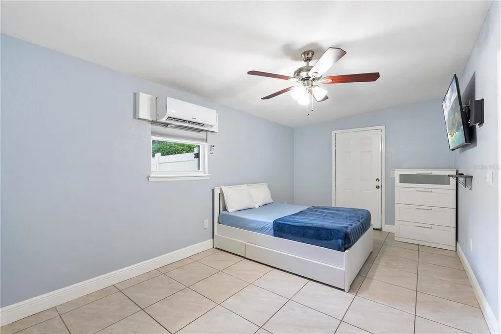 5637 Kalmia Drive Orlando FL 32807