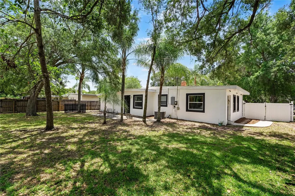 5637 Kalmia Drive Orlando FL 32807