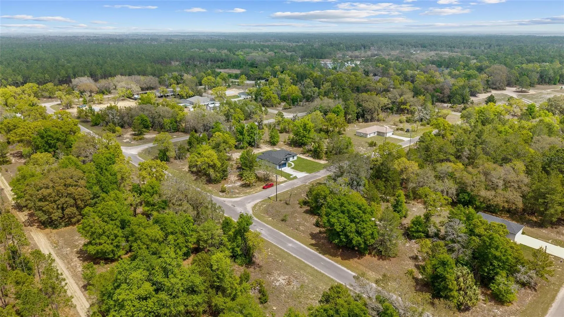 5 Malauka Loop Track Ocklawaha FL 32179