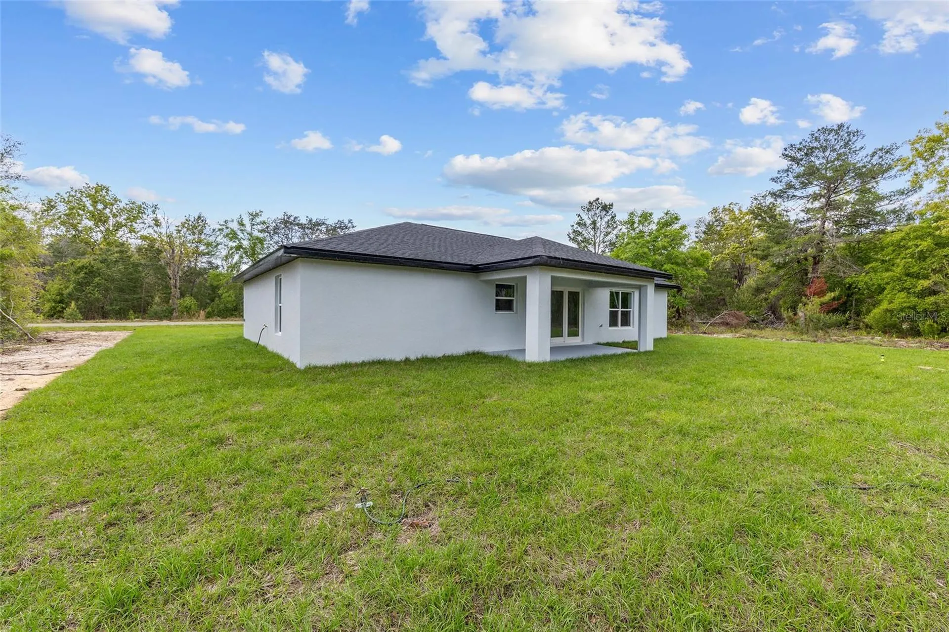 5 Malauka Loop Track Ocklawaha FL 32179