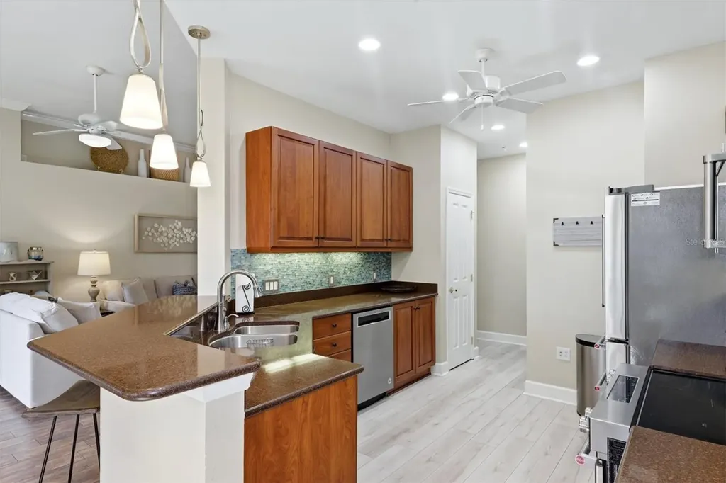 5290 Descanso Court Sarasota FL 34238