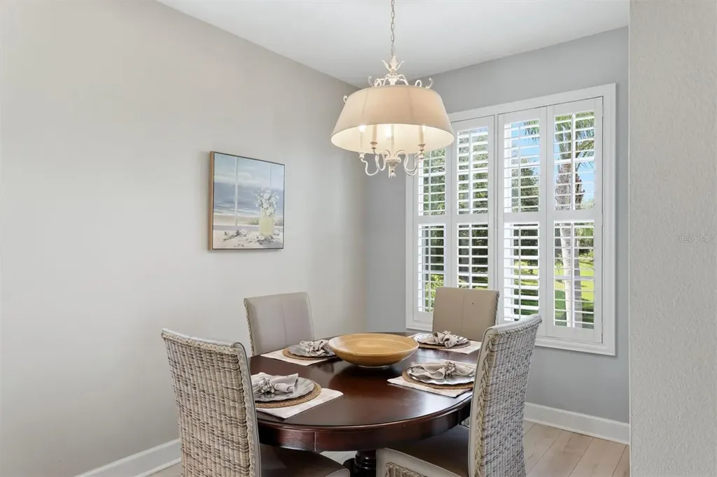 5290 Descanso Court Sarasota FL 34238