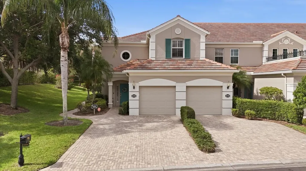 5290 Descanso Court Sarasota FL 34238