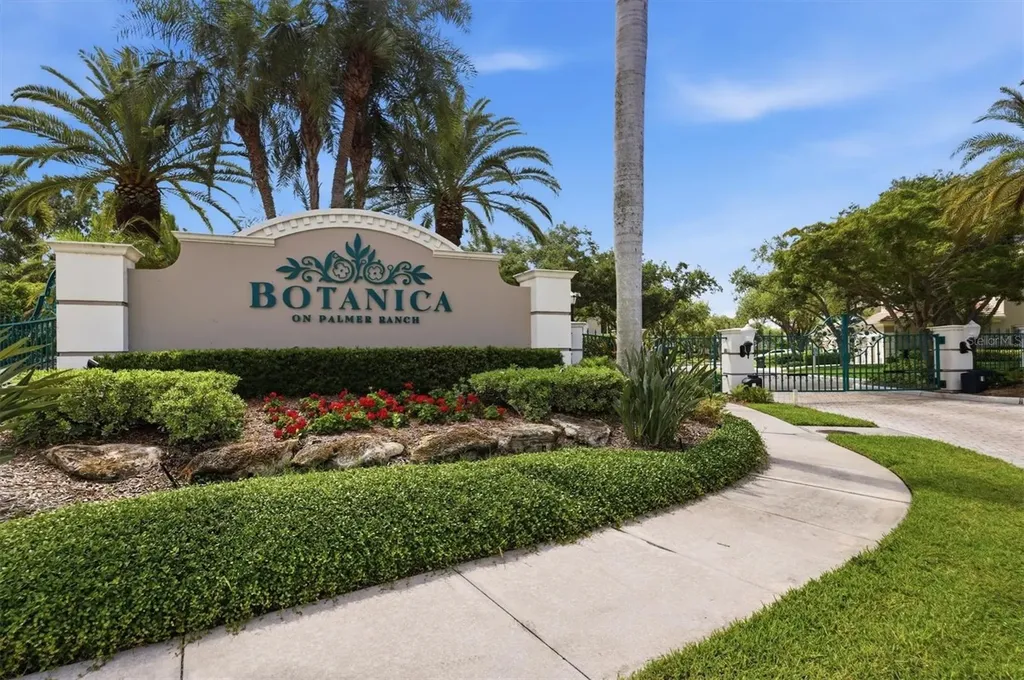 5290 Descanso Court Sarasota FL 34238