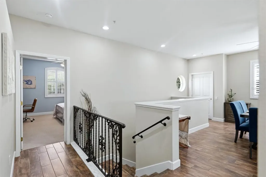 5290 Descanso Court Sarasota FL 34238