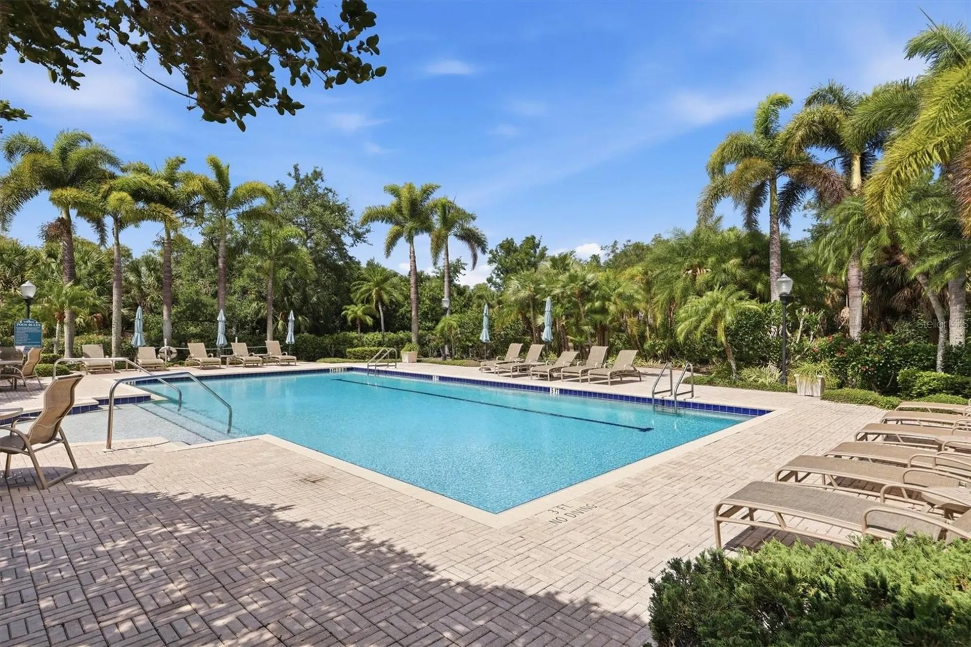 5290 Descanso Court Sarasota FL 34238