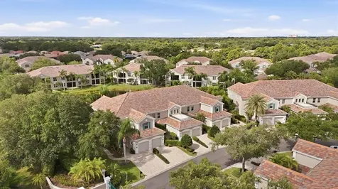 5290 Descanso Court Sarasota FL 34238