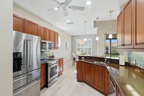 5290 Descanso Court Sarasota FL 34238