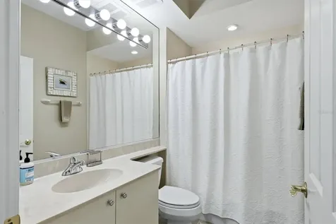 5290 Descanso Court Sarasota FL 34238