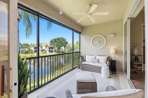 5290 Descanso Court Sarasota FL 34238
