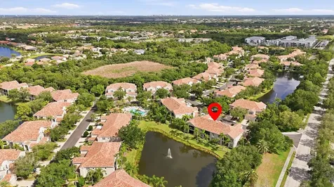 5290 Descanso Court Sarasota FL 34238