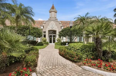 5290 Descanso Court Sarasota FL 34238