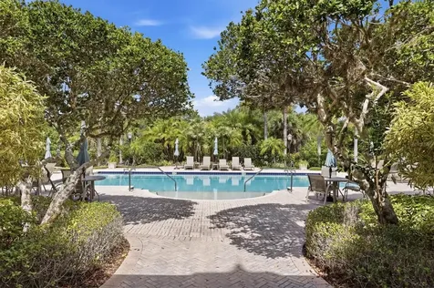 5290 Descanso Court Sarasota FL 34238