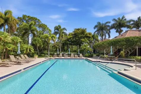 5290 Descanso Court Sarasota FL 34238