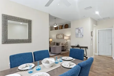 5290 Descanso Court Sarasota FL 34238