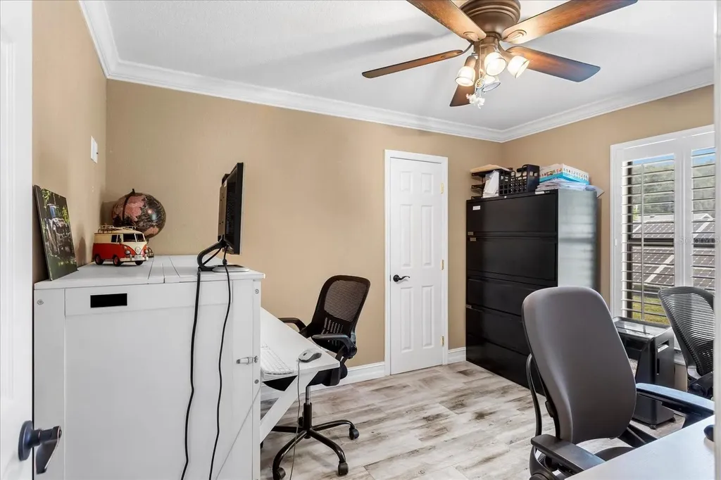 524 Eden Park Altamonte Springs FL 32714