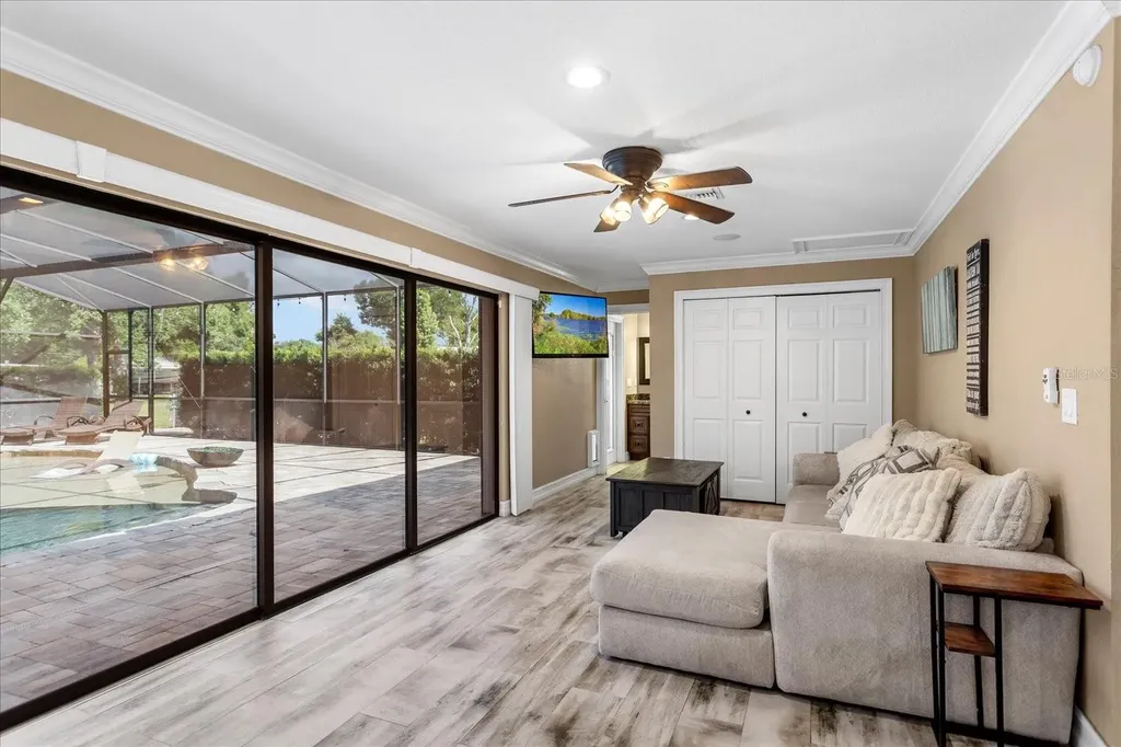 524 Eden Park Altamonte Springs FL 32714